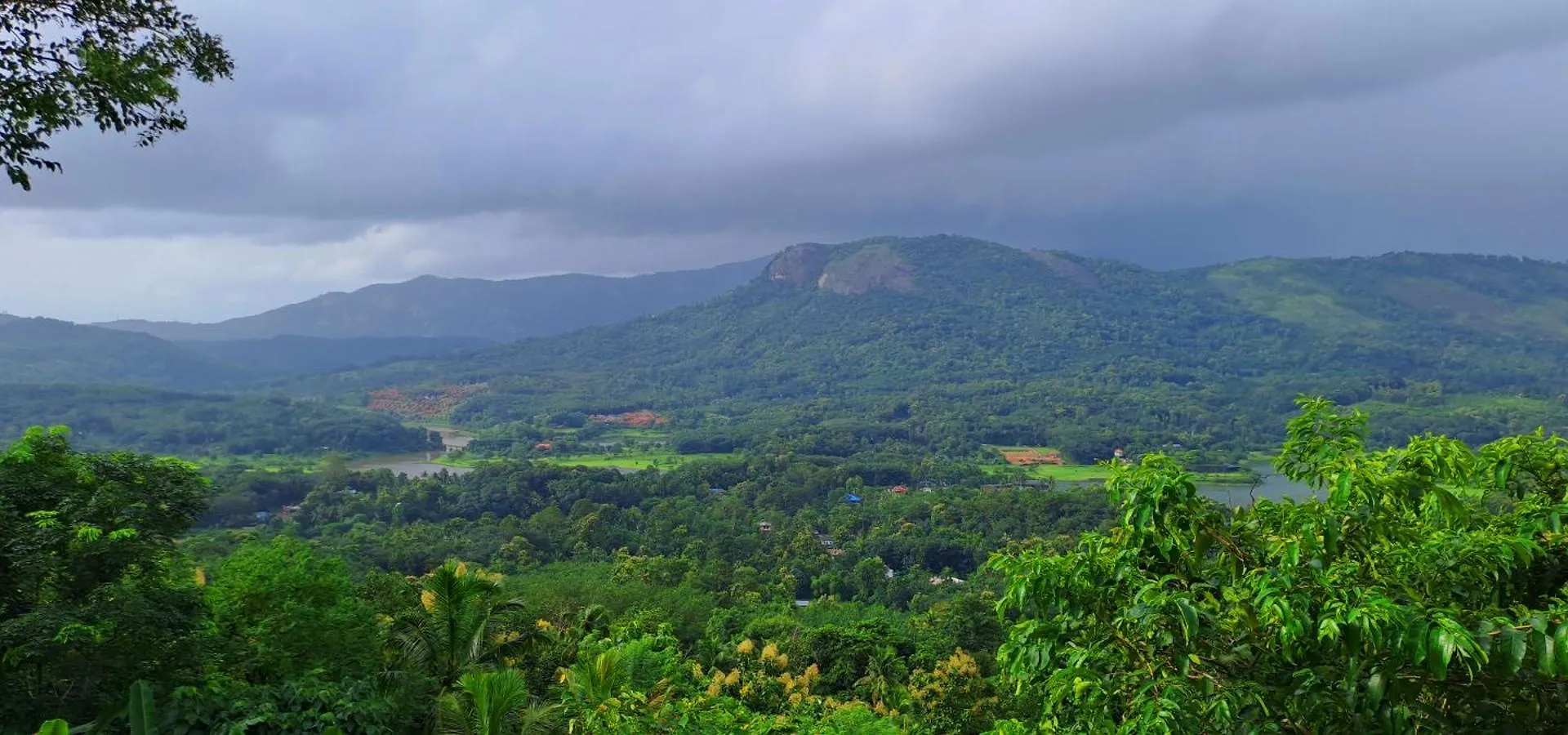 Mist Farm House Kudayattur 酒店